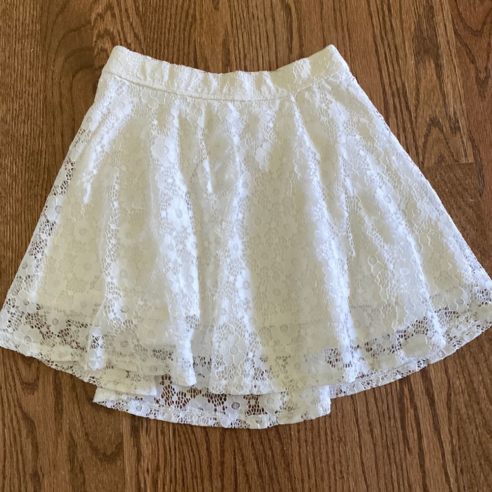 Abercrombie Kids Ivory Skirt- juniors size small
